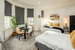 Studio in Central near Cathedral